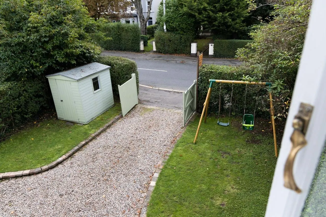 בלפסט Beersbridge Cottage Near Titanic Centre & Airport בית נופש