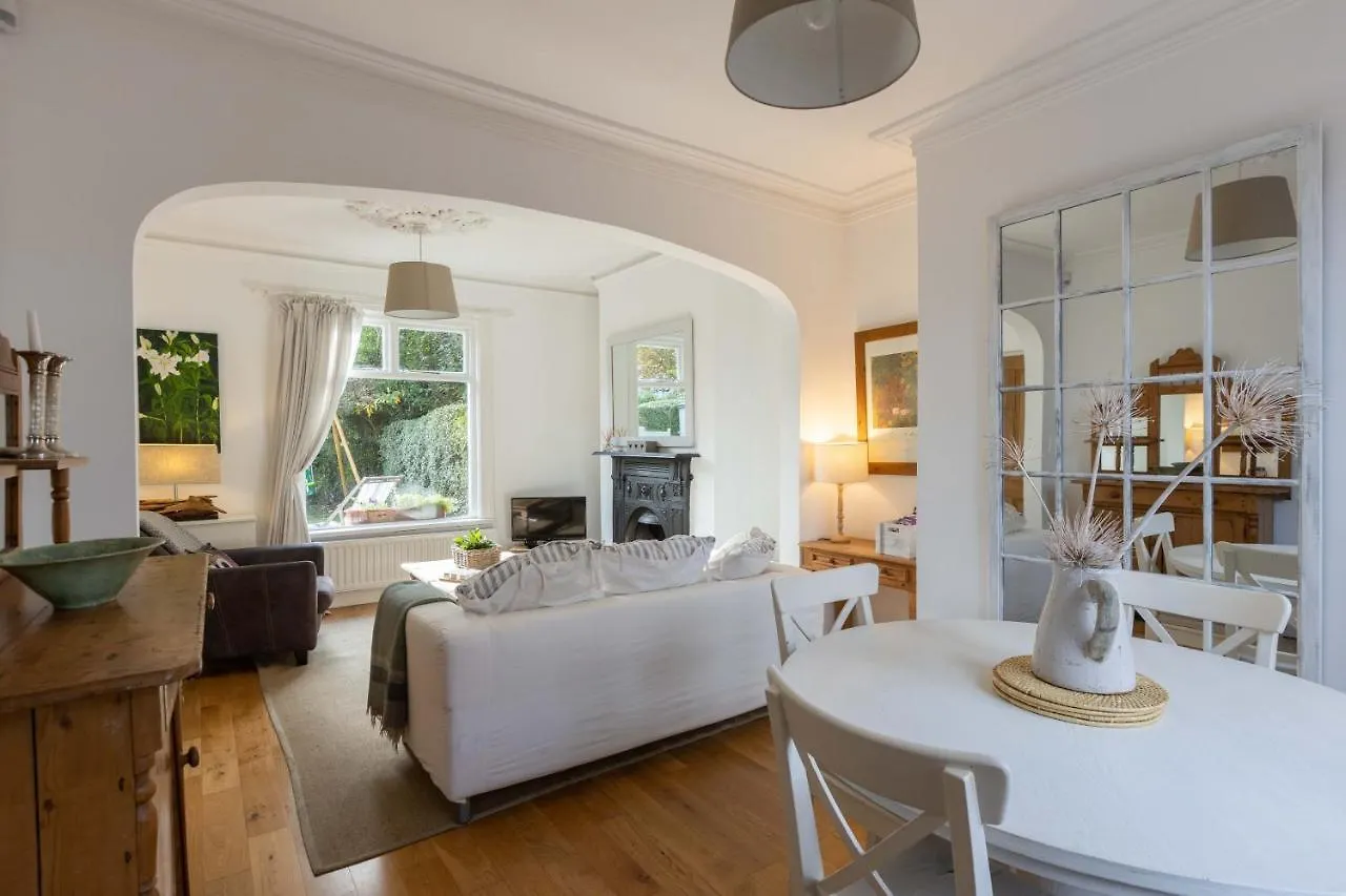 Casa de Férias Beersbridge Cottage Near Titanic Centre & Airport Belfast