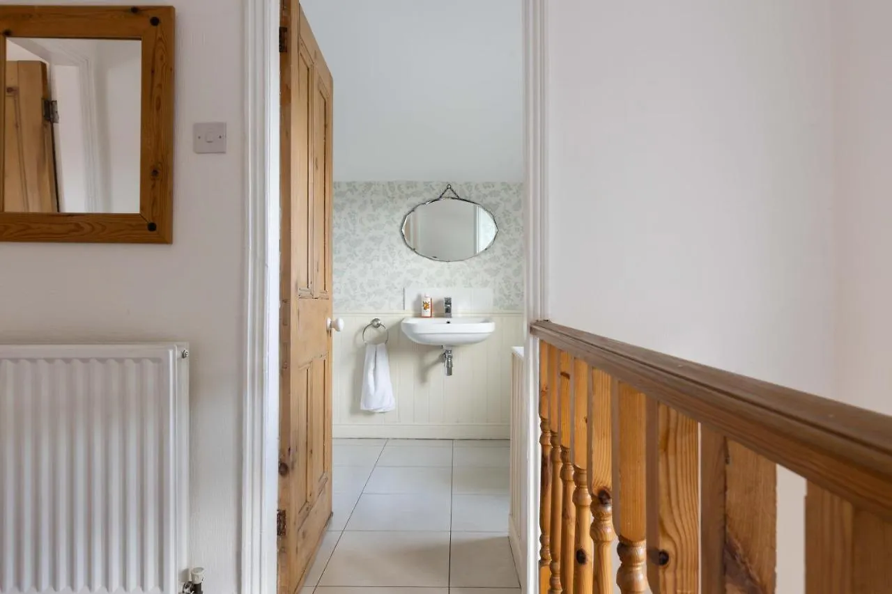 Casa de Férias Beersbridge Cottage Near Titanic Centre & Airport Belfast Reino Unido